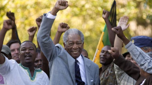 Film Invictus yang berkisah tentang Nelson Mandela.