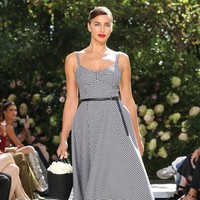 Fashion show koleksi Michael Kors Spring/Summer 2021 di di New York Fashion Week 2021. Foto: Dok. Courtesy of Michael Kors.