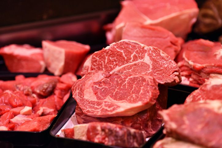 5 Fakta Makan Daging Mentah dalam Islam dan Kesehatan