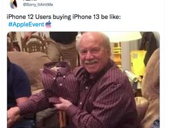 Meme Kocak Sindir iPhone 13 Kembaran iPhone 12