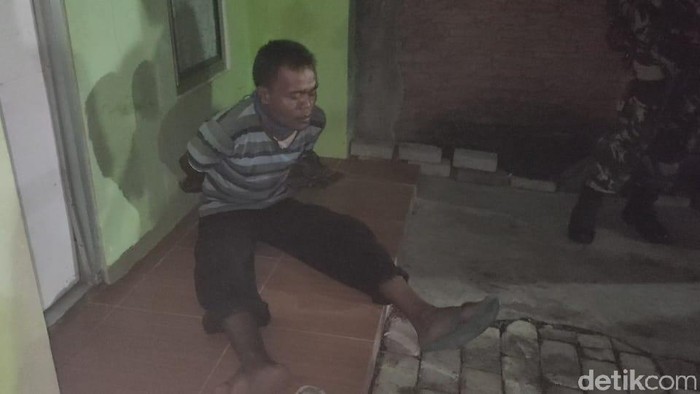pencuri pakaian dalam di jember