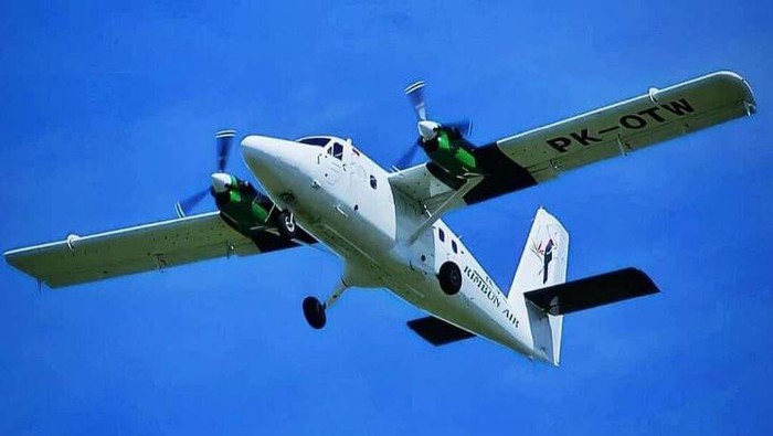 Pesawat perintis milik Rimbun Air PK-OTW yang hilang kontak di kawasan Bandara Sugapa Papua. Ini identitas 3 kru yang ada di dalam pesawat. (dok Istimewa)