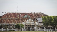 Proyek revitalisasi tersebut dilaksanakan secara bertahap.
