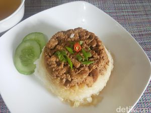 Di Dalam Pasar Muara Karang Ada Bubur Ikan dan Nasi Tim yang Juara Rasanya