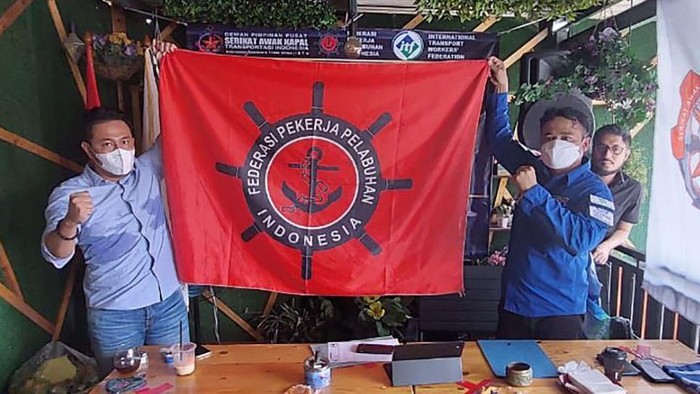 Serikat Awak Kapal dan Transportasi Indonesia (SAKTI) resmi bergabung dengan Pekerja Pelabuhan Indonesia (FPPI) dan Internation Transportworkers’ Federation (ITF). Seperti apa kiprahnnya?
