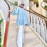 Wolipop sudah mewawancarai Shella Saukia yang mengunggah kisahnya tersebut di TikTok. Ia mengatakan saat tsunami Aceh 26 Desember 2004 dirinya masih duduk di kelas 2 SMP. Kebetulan waktu tsunami saya berada di daerah Aceh Tengah bukan di Banda Aceh.. waktu itu saya masih kelas 2 SMP. Waktu pas tsunami kami sekeluarga takut dan panik kebetulan daerah ku jauh dari tempat kejadian tsunami, ujar Shella kepada Wolipop, Rabu (15/9/2021). Foto: Dok. Instagram @shellasaukiaofficial.