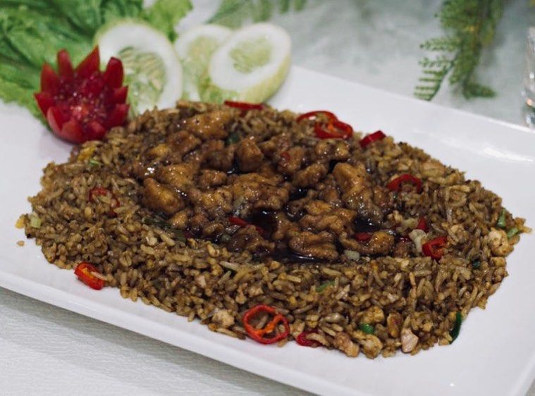 10 Restoran dengan Menu Nasi Goreng yang Terkenal Enak