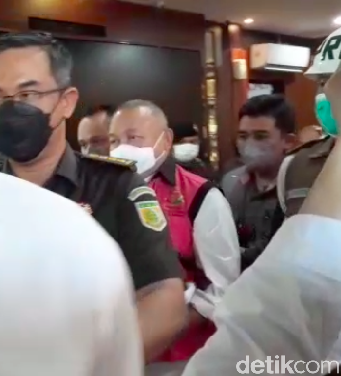 Alex Noerdin ditahan Kejagung