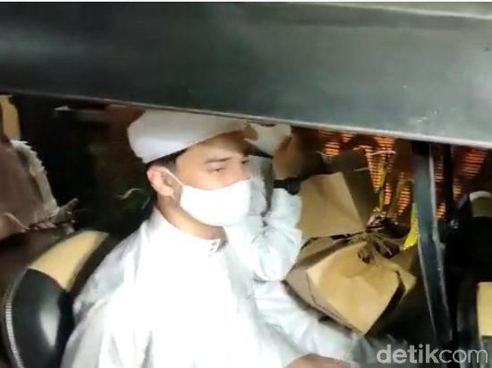 Alvin Faiz ketika ditanya soal penyalahgunaan dana yayasan Az Zikra