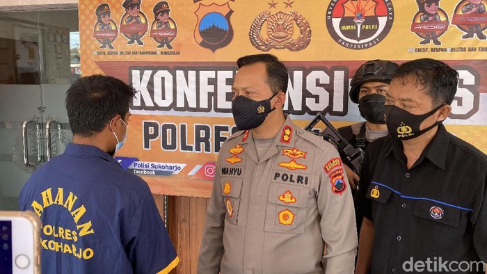 Bapak inisial ES tega perkosa anaknya kandungnya yang berusia 7 tahun. Kasus ini ditangani Polres Sukoharjo.