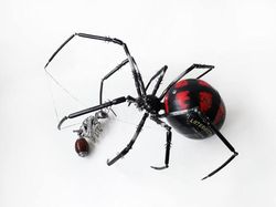 Begini Jadinya Bila Limbah Elektronik Ada di Tangan Seniman