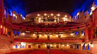 Selanjutnya ada bioskop Le Grand Rex di Kota Paris, Prancis. Tak hanya masuk dalam daftar bioskop terindah di dunia, Le Grand Rex juga disebut sebagai salah satu bioskop terbesar di Eropa lho. Bioskop ini diketahui mampung menampung hampir 2.500 orang sekaligus. Dok. www.legrandrex.com.