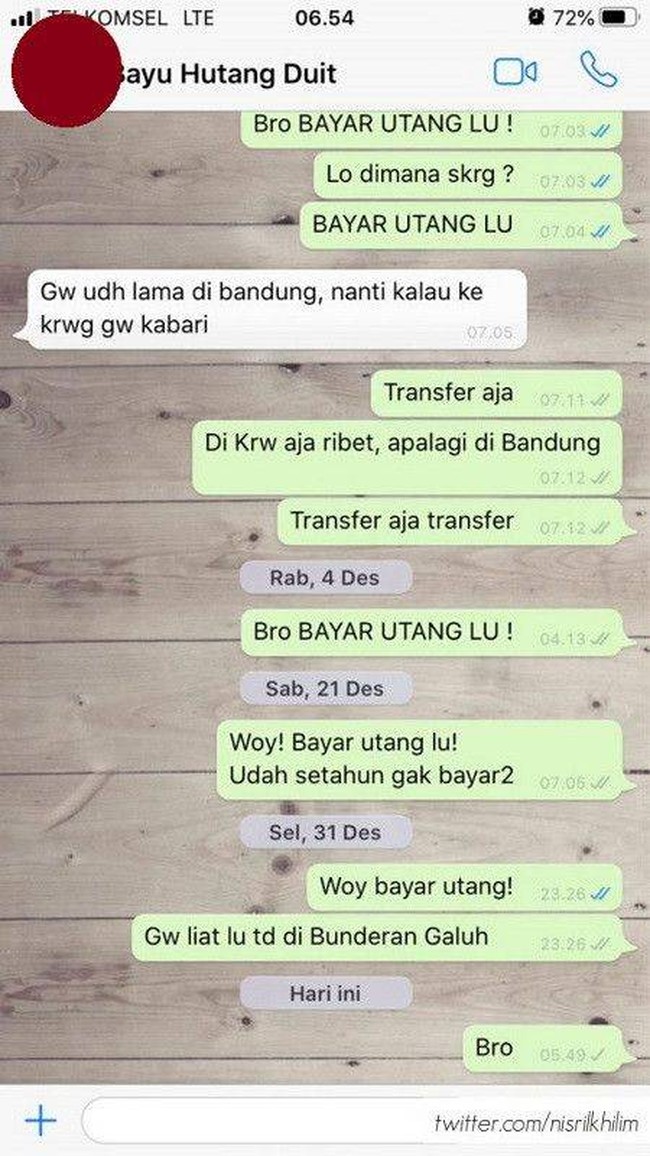 Ada-ada saja memang alasannya kalau sudah masalah ditagih hutang. Padahal hari gini kan bisa transfer, nggak perlu ketemu langsung. Bisa saja nih alasannya. Foto: Twitter/@nisrhilim