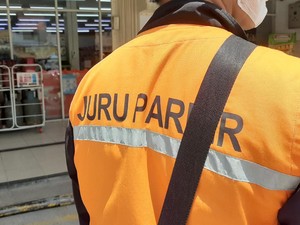 Suara Legislator Usai Heru Akan Tertibkan-Pekerjakan Jukir Liar Minimarket
