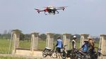 Top! Kini Basmi Hama Pertanian Bisa Pakai Drone