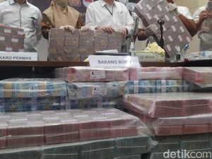 Bareskrim Sita Rp 531 M Hasil TPPU Obat Ilegal, Duitnya Bertumpuk-tumpuk