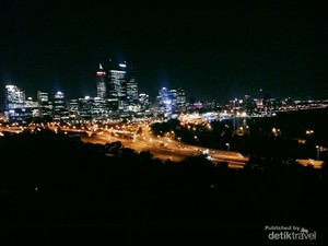 Panorama Perth dari Kings Park hingga Pesona Monumen State War