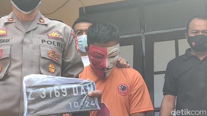 Pelaku pencurian motor di Garut.