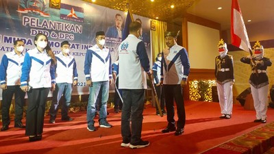 Potret Pelantikan Organisasi Sayap Demokrat di Kepri