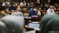 Hal itu disampaikan Menkes Budi Gunadi Sadikin dalam Rapat Kerja (Raker) bersama Komisi IX DPR RI, di Gedung Parlemen, Senayan, Jakarta, Kamis (16/09/2021).