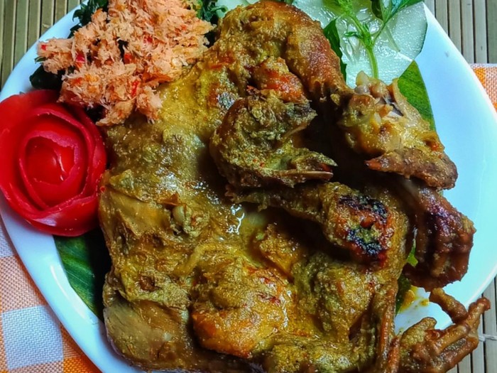 Resep Ayam Lodho Khas Tulungagung