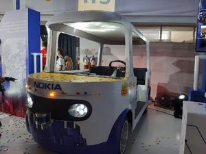 ITS Kembangkan i-Car 5G Mobil Tanpa Sopir Pertama di Indonesia