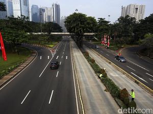 Jakarta PPKM Level 2, Sektor Non-esensial Boleh WFO 50 Persen