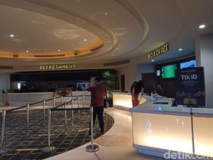 Nonton Bioskop Ditemani Corona, Beli Tiketnya Non Tunai Aja Ya!