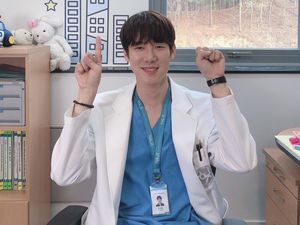 4 Aktris yang Pernah Dikabarkan Dekat dengan Yoo Yeon Seok