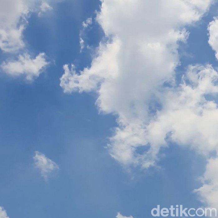 Cuaca hari ini di Jakarta, Jumat (17/9/2021) pukul 11.45 WIB