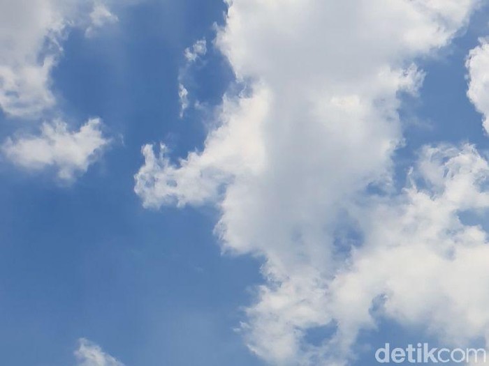 Cuaca hari ini di Jakarta, Jumat (17/9/2021) pukul 11.45 WIB
