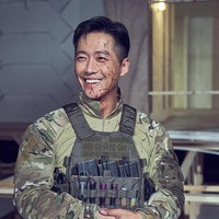 Nama Nam Goong Min banyak dicari dengan kata “otot” karena terlihat lebih bugar dalam drama Korea The Veil. Pemeran agen rahasia itu menjadi artis Korea terpopuler bulan ini. Foto: dok. MBC