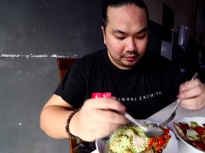 Bikin Ngiler! 5 Food Vlogger Ini Hobi Kulineran Olahan Babi