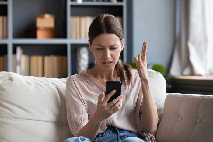 Kata-kata sindiran halus tapi menusuk. Foto: Dok. Istock. Kata-kata sindiran halus tapi menusuk. Foto: Dok. Istock.