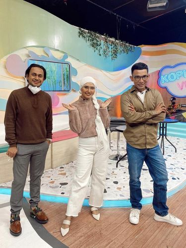 Foto Rara Nawangsih menjadi bintang tamu.