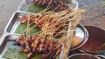 Bikin Ketagihan! Sate Jando Ibu Dewi Cuma Ada di Hari Minggu