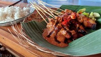 Bagi yang ingin pilihan lebih beragam, pesanan sate di sini bisa dicampur (mix). Misalnya dalam satu porsi yang terdiri dari 10 tusuk bisa berisi dua, bahkan tiga jenis sate. Foto: detikcom/Wisma Putra