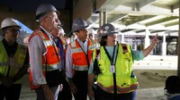 Gerbang baru dalam jangka panjang akan memiliki fitur yang ramah wisatawan. Ruang di setiap gate yang baru lebih besar 30 persen dari gate DFW lainnya dan memiliki informasi penerbangan yang mudah terlihat di seluruh gate. (Bandara DFW)