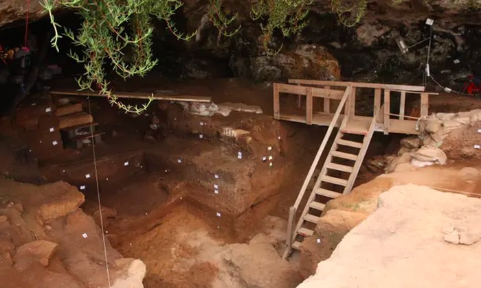gua purba