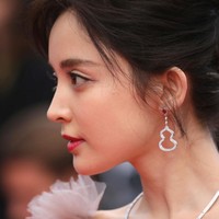 Guli Nazha disebut sebagai bidadari dan ratunya drama kerajaan. Dia pun memulai kariernya lewat drama kerajaan berjudul Xuan-Yuan Sword: Scar of Sky pada 2012. Foto: Getty Images