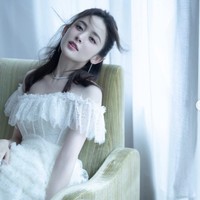 Saat TC Candler Asia merilis daftar 100 Wanita Tercantik Se-Asia 2018. Guli Nazha berada di urutan ke-9. Sementara rekannya sesama aktris Uighur, Dilraba Dilmurat ada di urutan ke-6.  Foto: Instagram