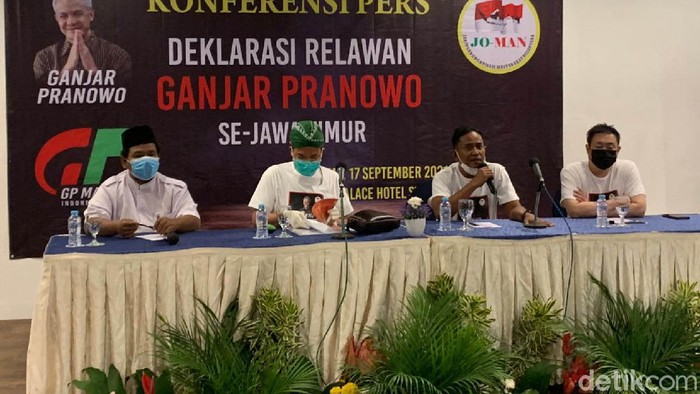Joman Jawa Timur Deklarasi Dukung Ganjar Pranowo Joman Jawa Timur melakukan deklarasi mendukung Ganjar Pranowo untuk Capres 2024. Deklarasi dilakukan di Garden Palace Hotel Surabaya, Jumat (17/9).