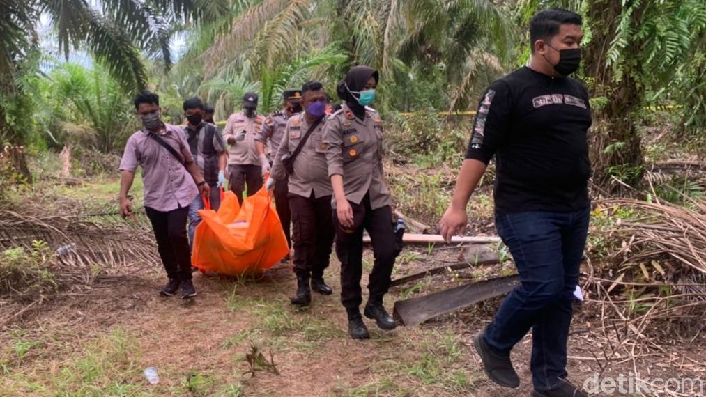 Kapolsek Nadya saat turun ke lokasi pembunuhan sadis seorang anak yang tewas dipenggal (dok Istimewa)