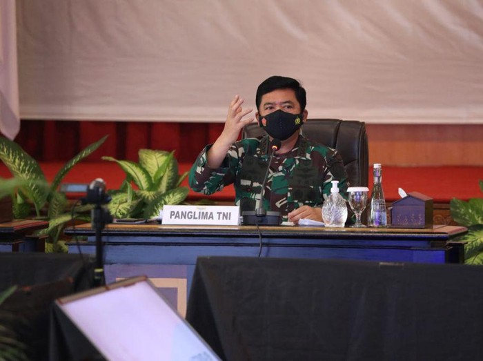 Panglima TNI Marsekal Hadi Tjahjanto pimpin rapat Forkopimda Jambi