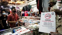 Larangan merokok di dalam ruangan itu bertujuan untuk mencegah penyebaran COVID-19.