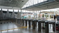 Renovasi stasiun pernah dilakukan oleh Kementerian Perhubungan tahun 2009.