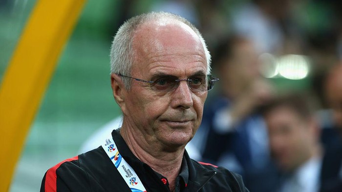 Sven-GΓΆran Eriksson MELBOURNE, AUSTRALIA - FEBRUARY 24:  Shanghai Sipg coach Sven-GΓΆran Eriksson looks on prior to the AFC Asian Champions League match between Melbourne Victory and Shanghai Sipg at AAMI Park on February 24, 2016 in Melbourne, Australia.  (Photo by Robert Cianflone/Getty Images)