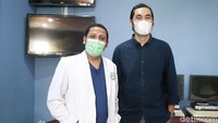 Kini kondisi kesehatan Dallas Pratama sudah membaik. Foto: Hanif Hawari/ detikcom