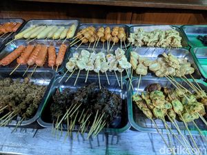 Nongkrong Seru di Angkringan Pak Jabrik yang Legendaris di Yogyakarta