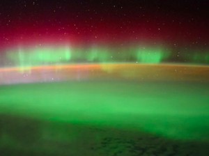 Astronaut Tangkap Aurora Menakjubkan dari ISS